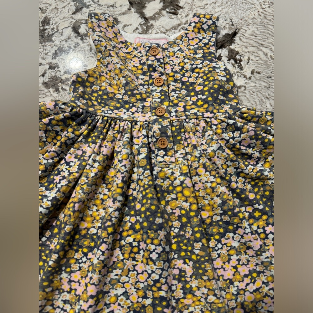 SweetHoney floral dress sz 5Y with pockets and buttons